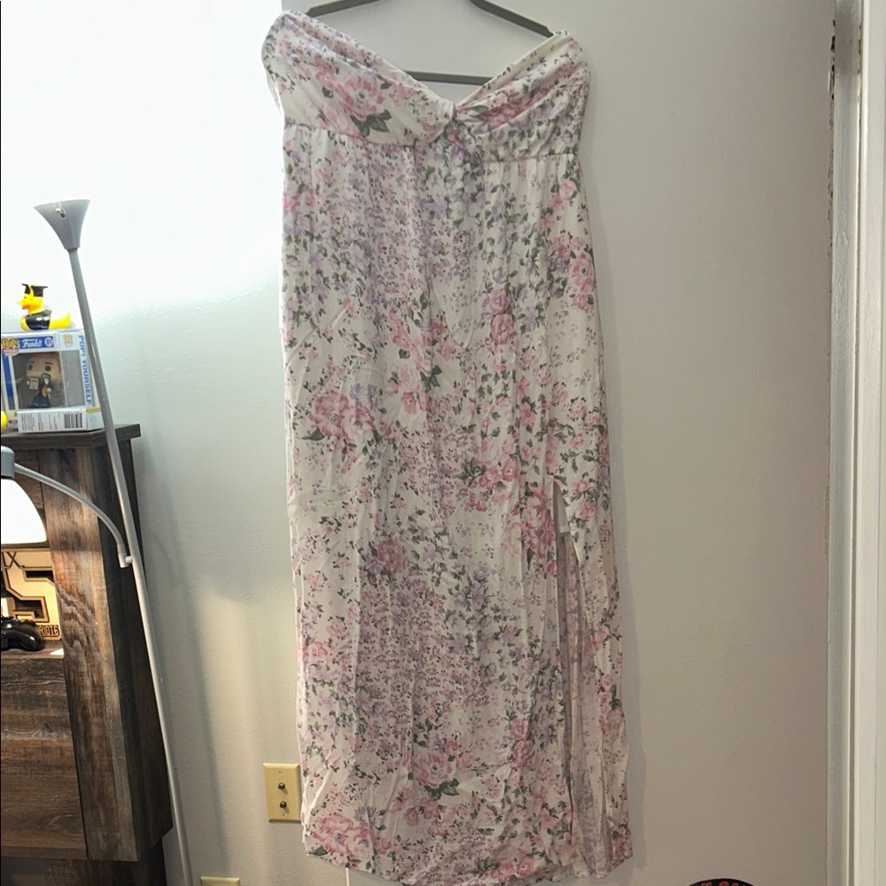 Hollister Floral Pink and White Maxi Dress - XL